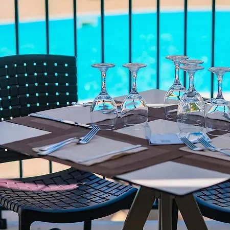 Ticho's Greenblu Hotel