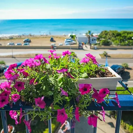 Ticho's Greenblu Hotel 4*